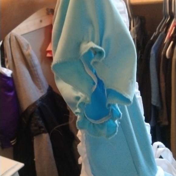 Alice in wonderland costume - Picture 4 of 8